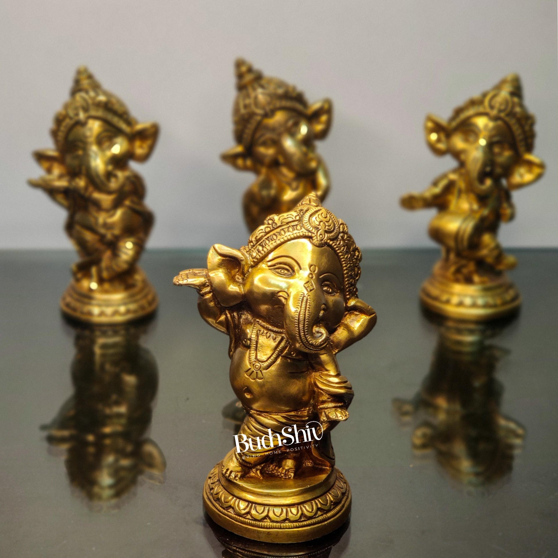 Buy Baby Ganesha Brass Idol Set of 4 - Golden | BudhShiv