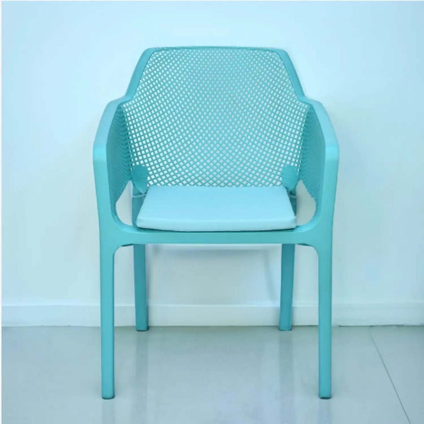 Nilkamal Captain Chair with Leatherette Cushion