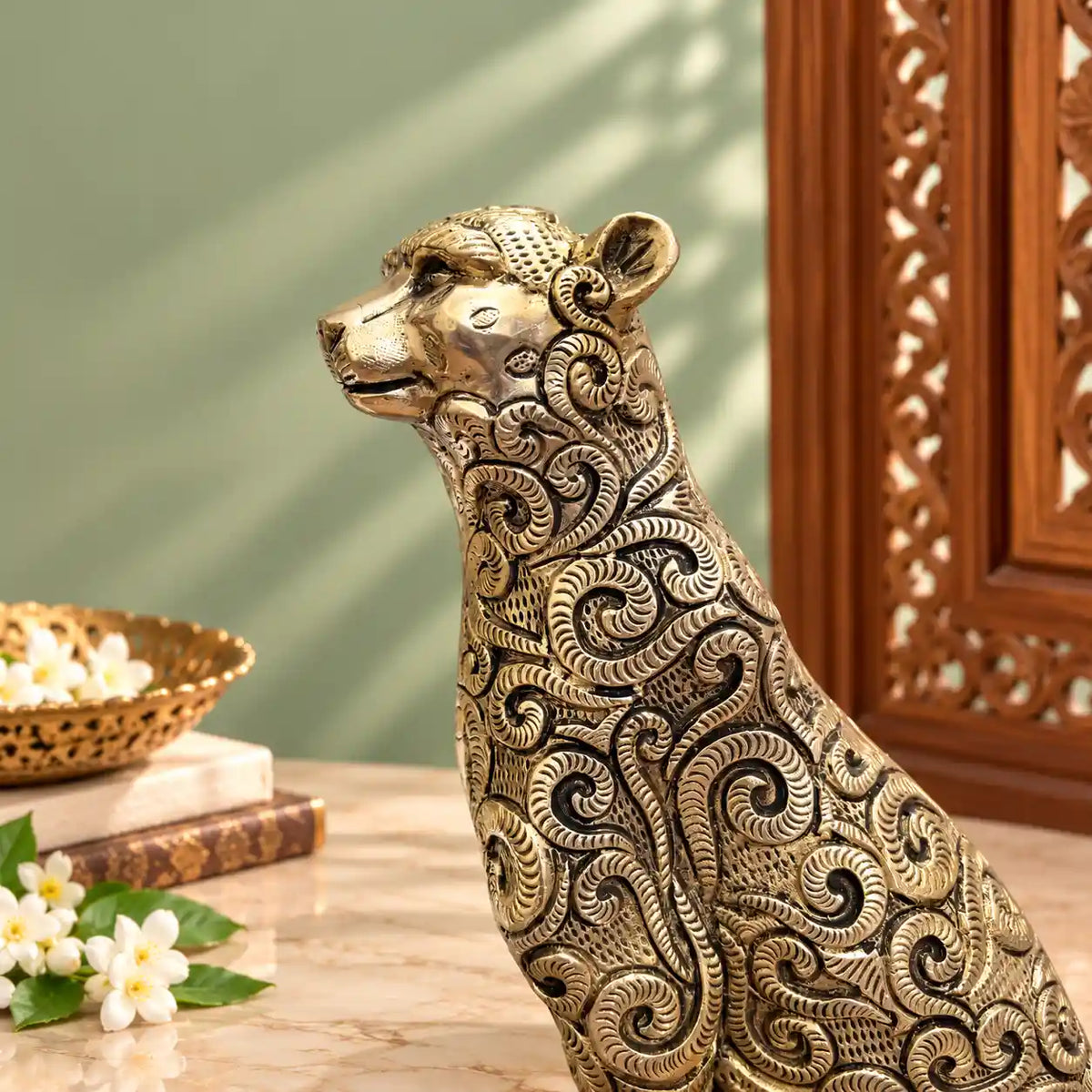 Brass Sitting Leopard / Tiger Statue (11 Inch)