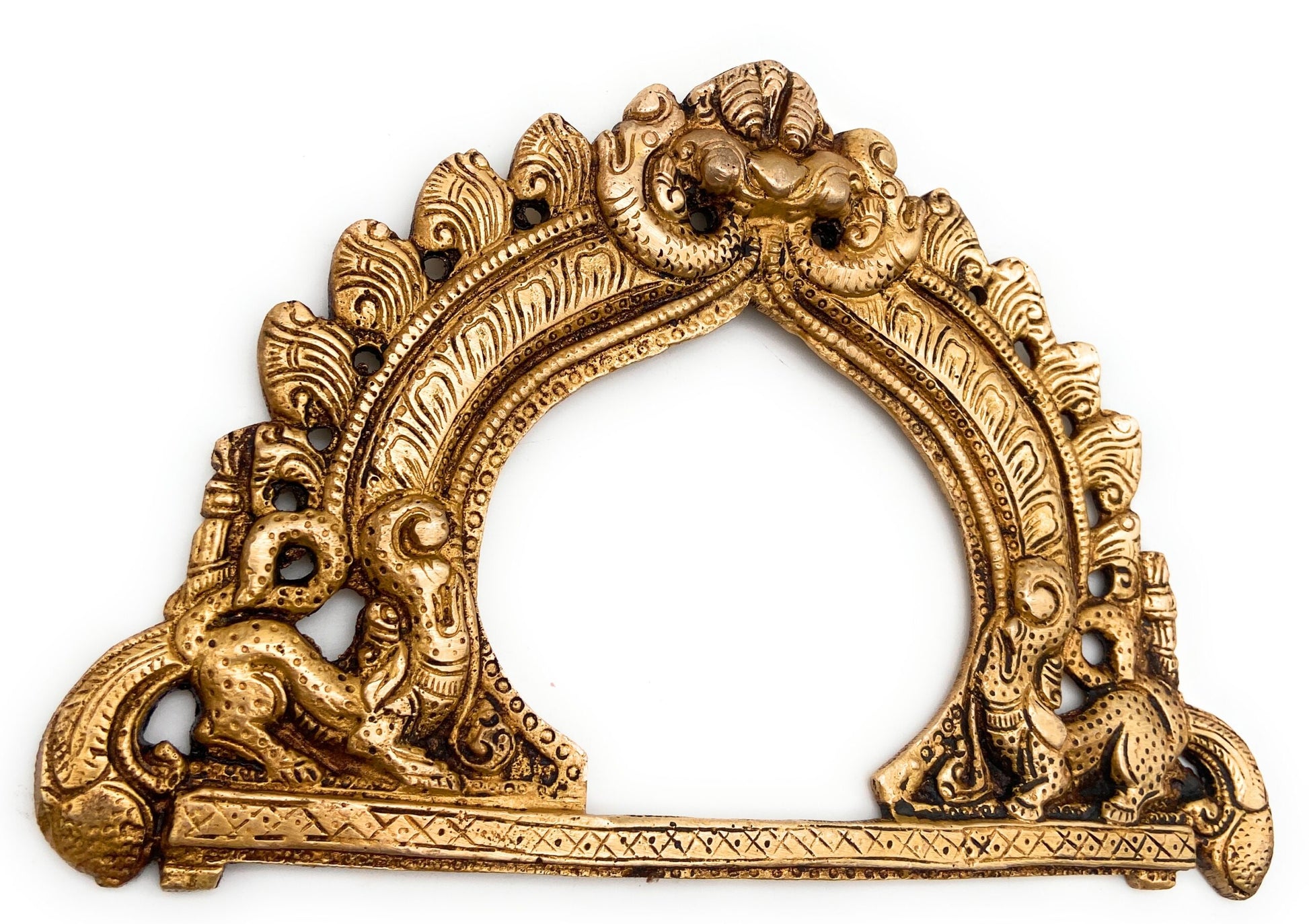 Bhunes Brass Prabhavali Arch Wall Hanging – Prabhawali Frame for Temple, Home Decor & Deity | Traditional Prabhaval with Aura Backplate for Mandir & Pooja Room, Gold, 6 Inch, 1 Piece