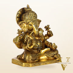 Dagdusheth Ganpati Brass Statue 9 inch