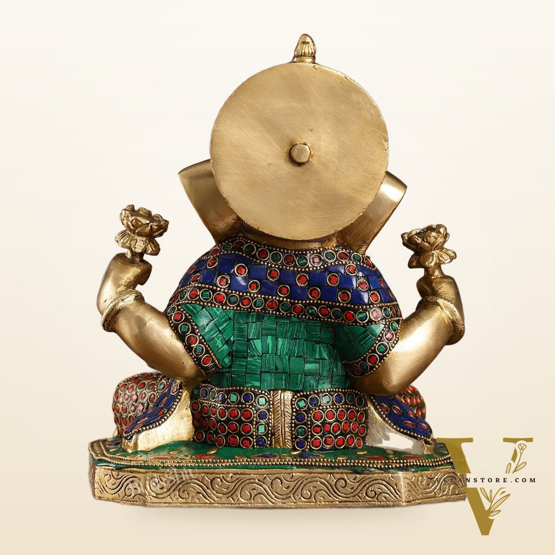 Dagdusheth Ganpati Brass Statue stonework