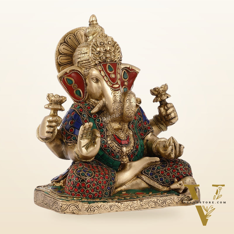 Dagdusheth Ganpati Brass Statue stonework