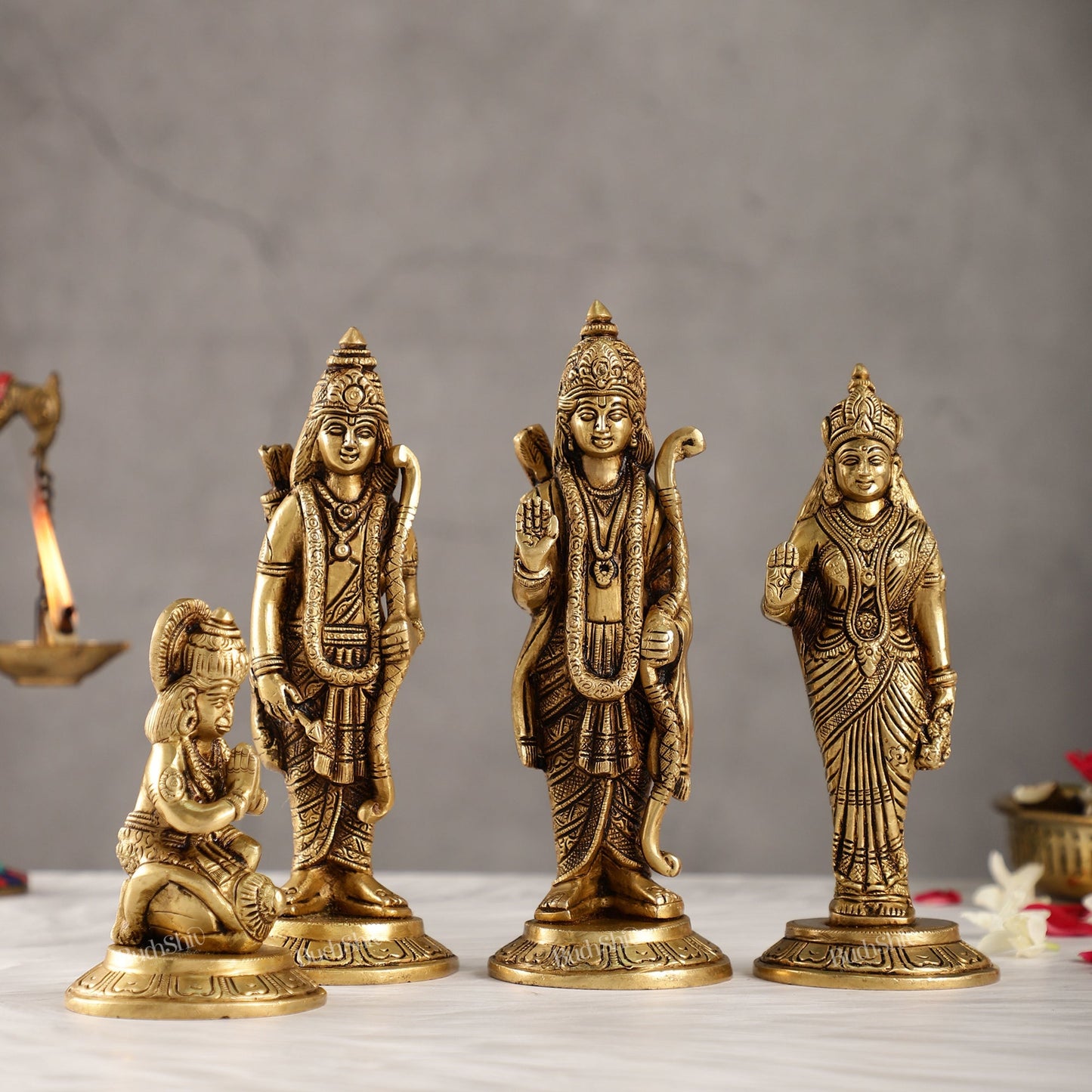 Divine Brass Ramdarbar Idols Set - Lord Ram, Sita, Lakshman, Hanuman 8"