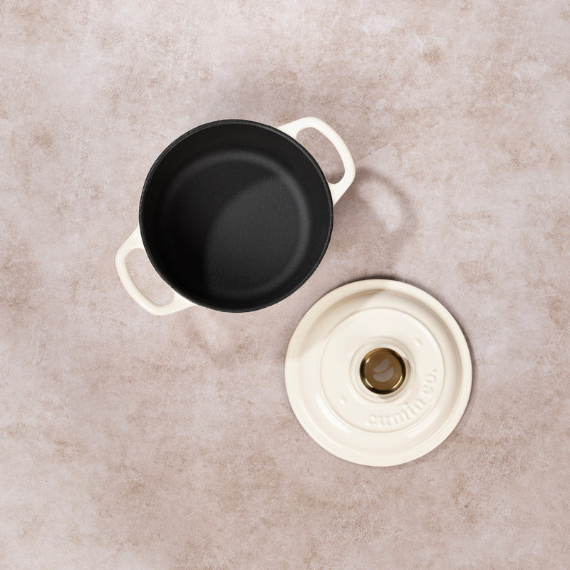 No. 6 Enamel Cast Iron Dutch Oven (1.2L)