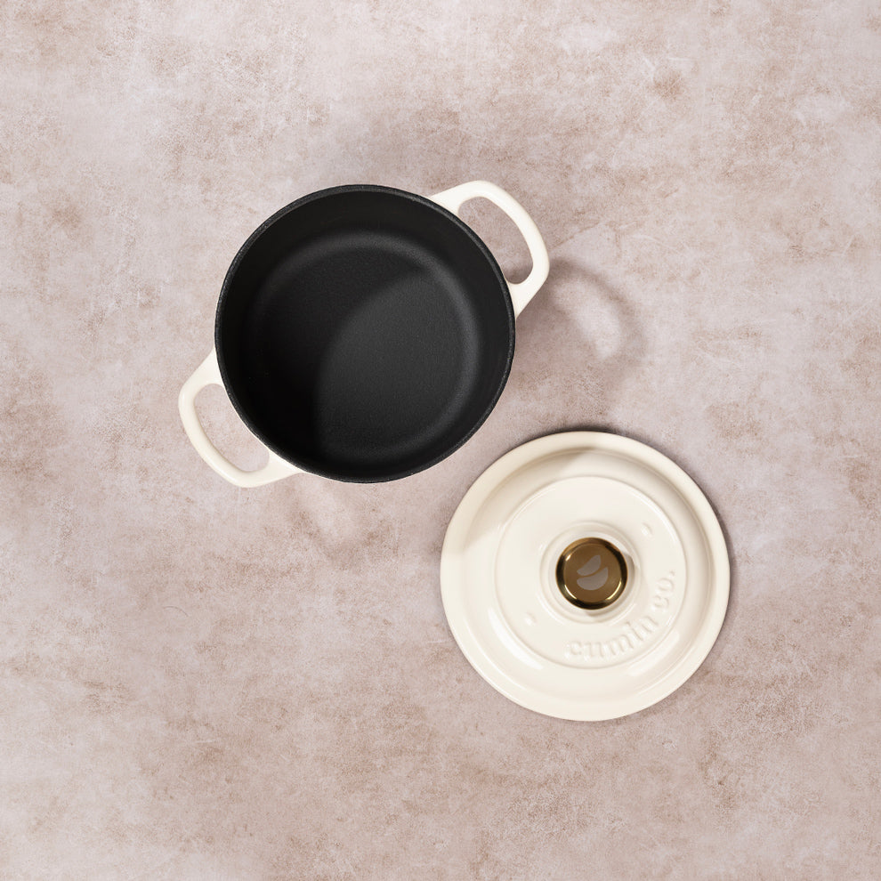 No. 6 Enamel Cast Iron Dutch Oven (1.2L)