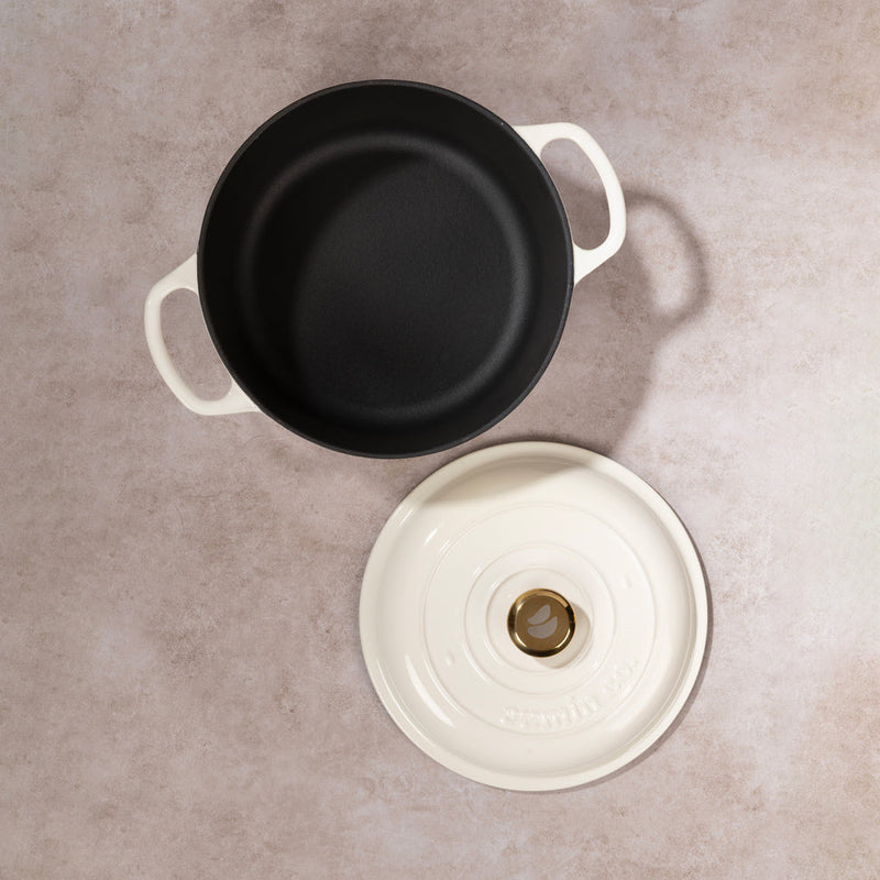 No. 9 Enamel Cast Iron Dutch Oven (4L)