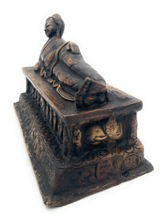 Brass Sleeping Buddha Idol | Reclining Buddha Statue Murti Sculpture for Home Decor, Pooja, Meditation & Gifts,Gold, 7 Inch, 1 Piece