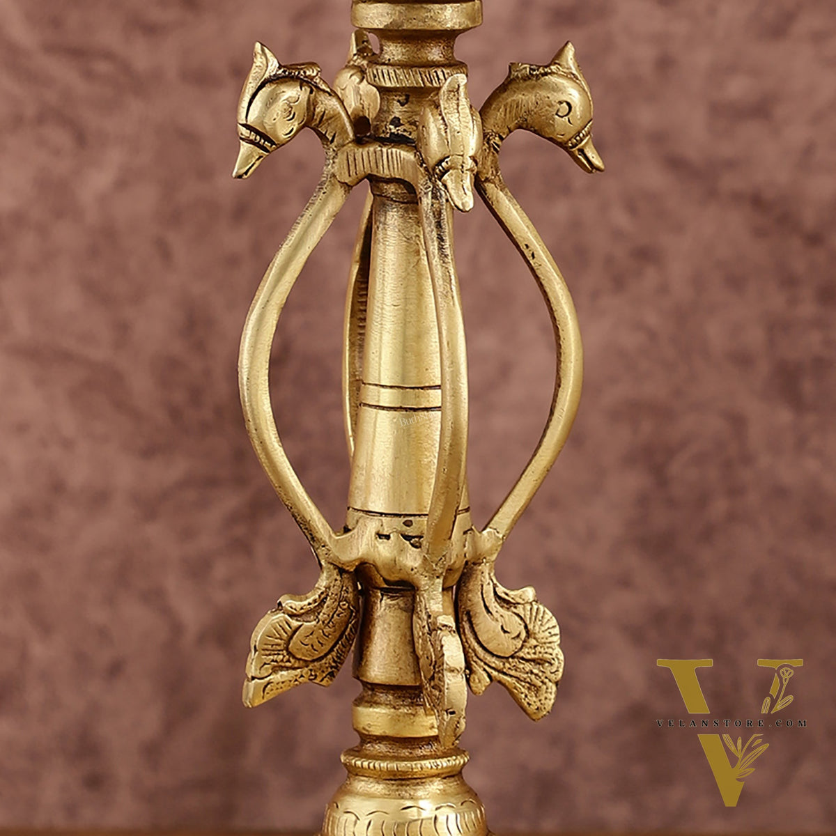 Elegant Brass Shankh Chakra vilakku Lamps - | 15 inch