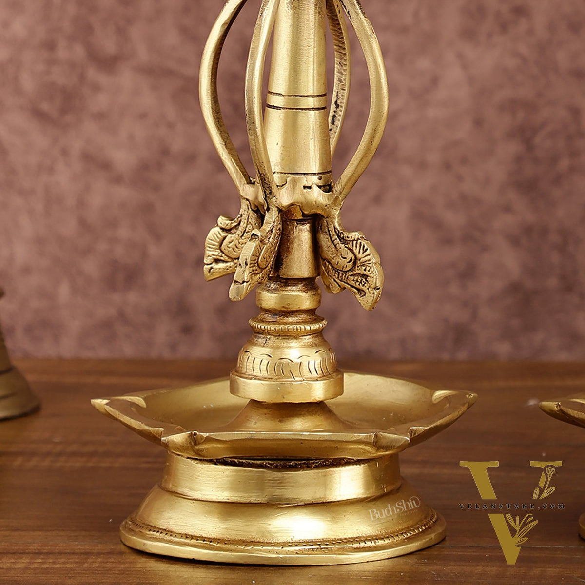 Elegant Brass Shankh Chakra vilakku Lamps - | 15 inch