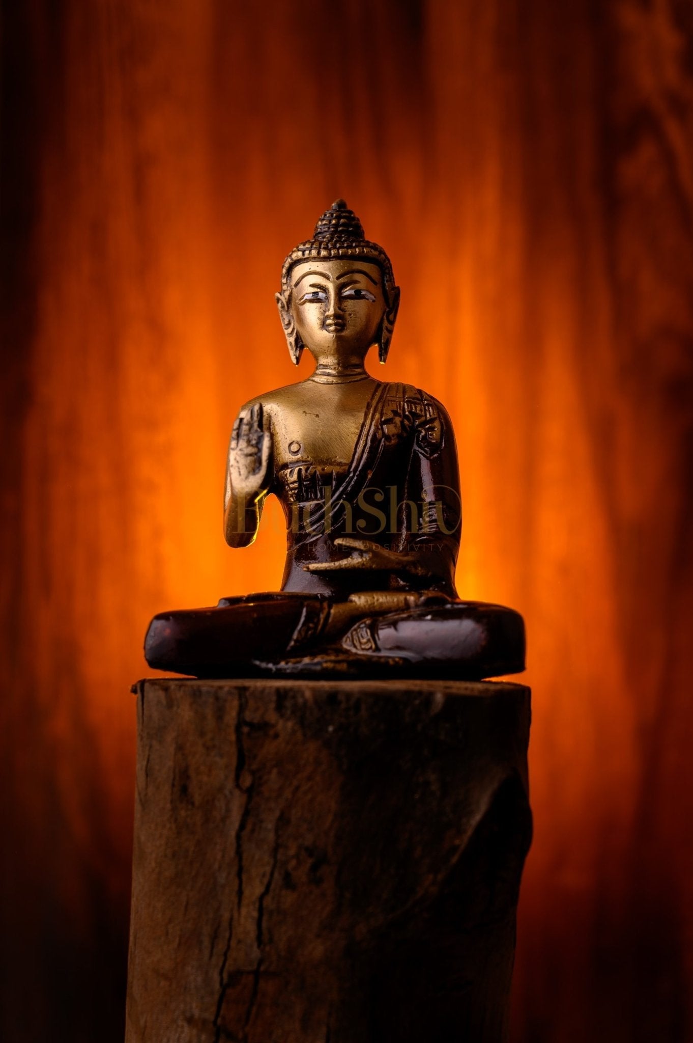 Enlightened Buddha Idol: Embrace Inner Peace - 7 Inches