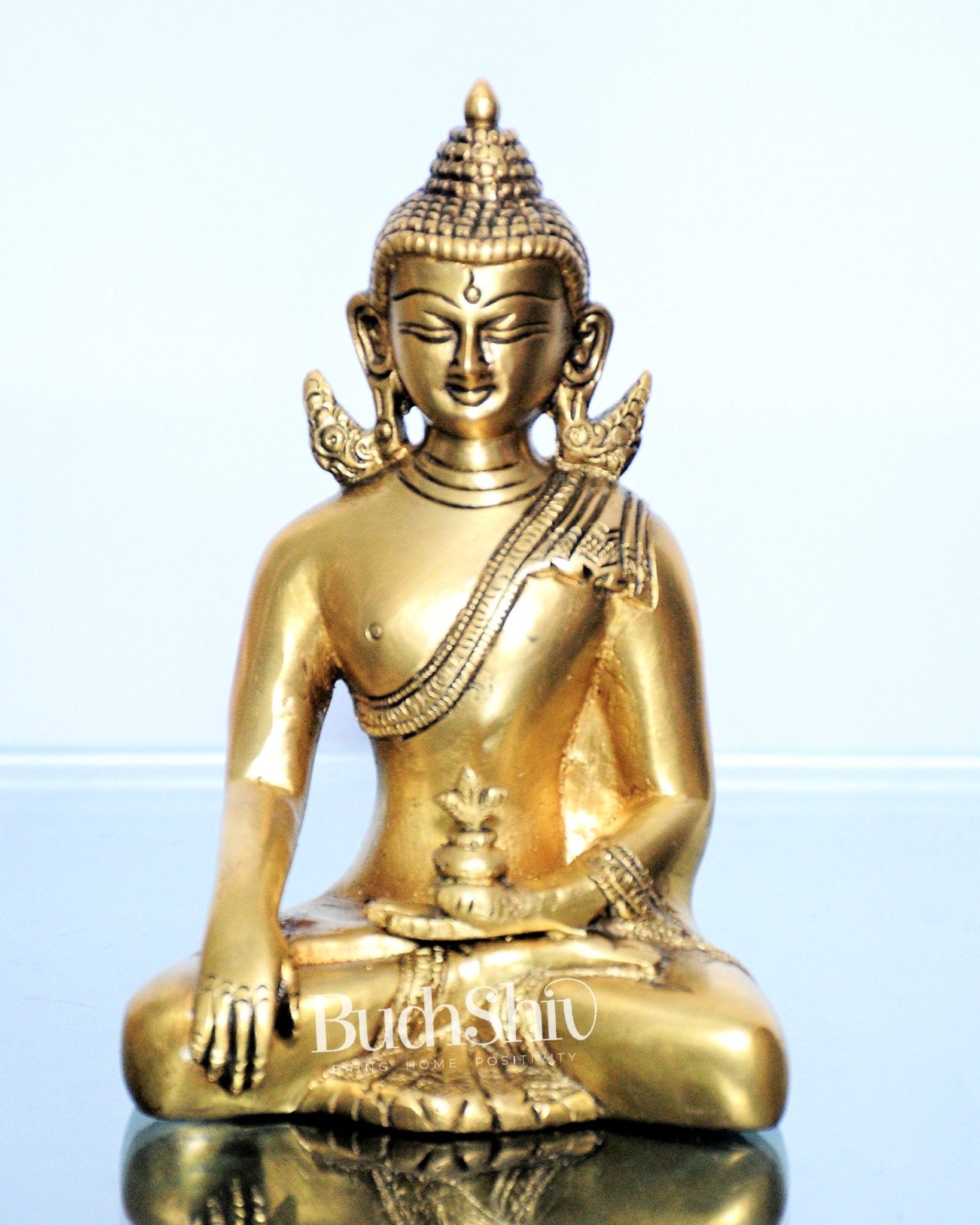 Enlightened Serenity: Pure Brass Buddha in Bhoomisparsha Mudra 6 inch