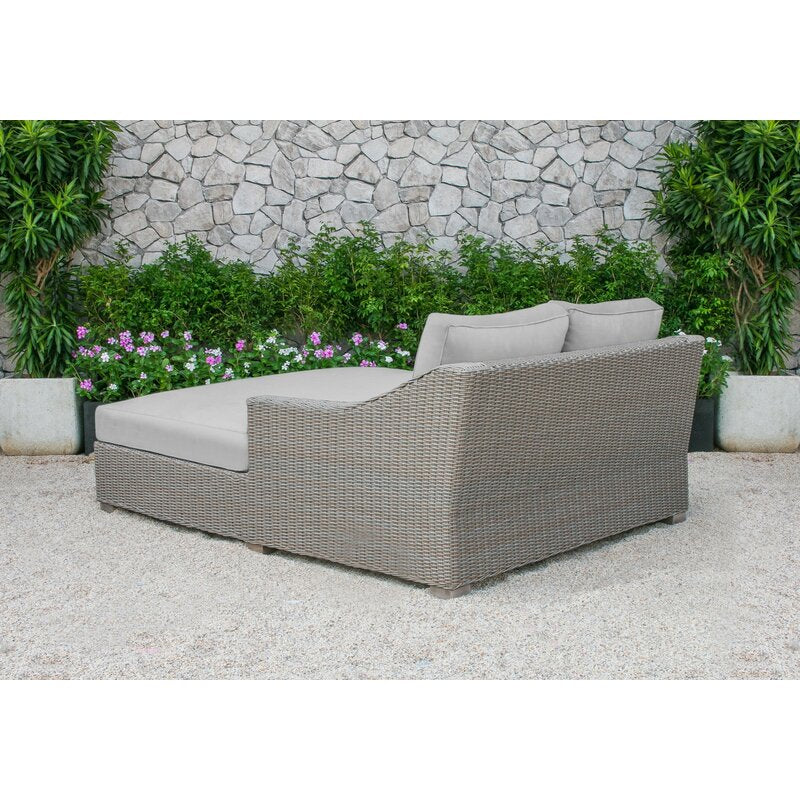 Leonardo Outdoor Poolside Sunbed With Cushion Daybed (Brown)