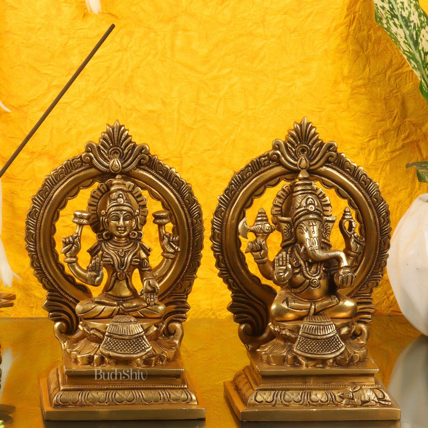 Ganesha Lakshmi Brass idols Superfine 7 inches