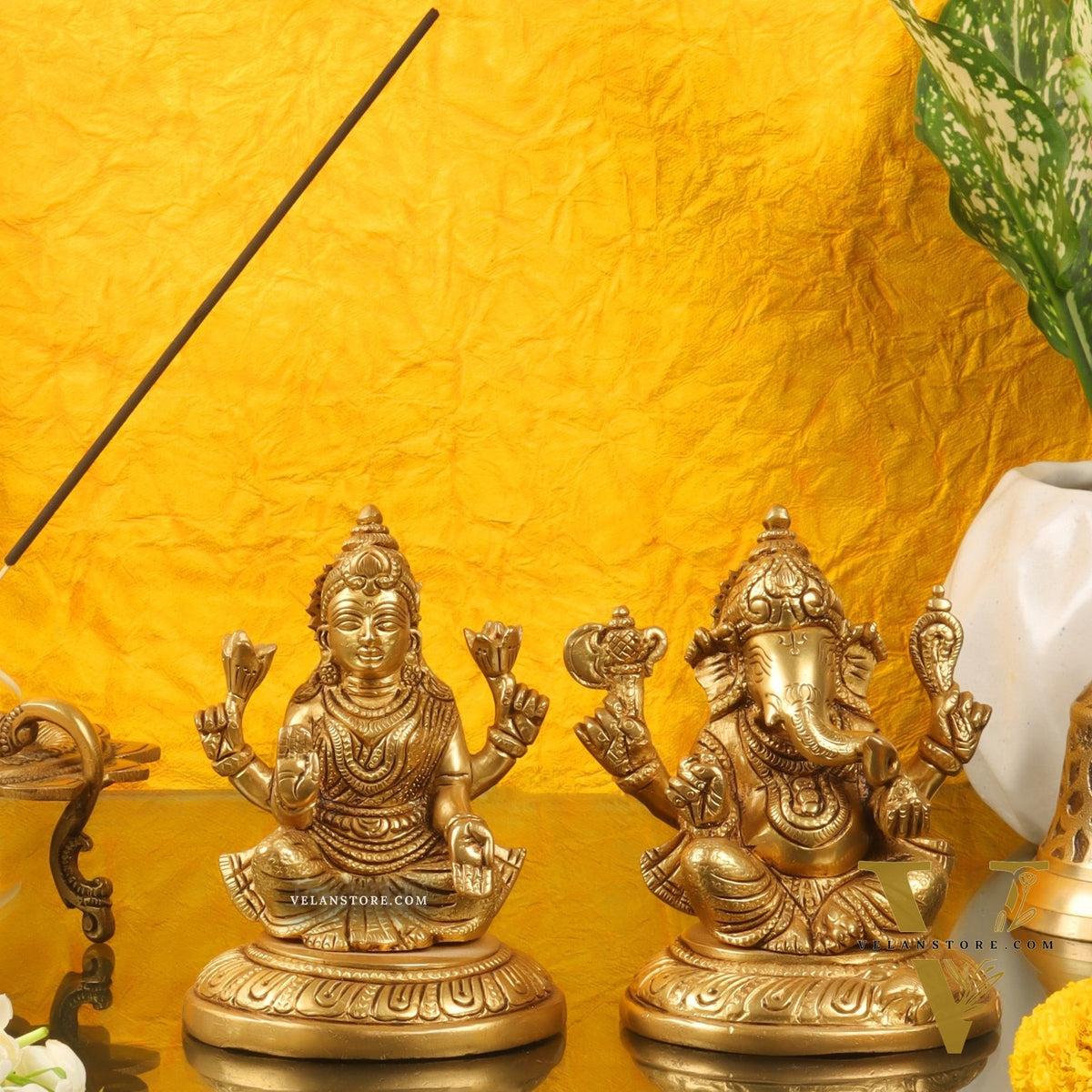 Ganesha lakshmi brass murti 4.5 inch