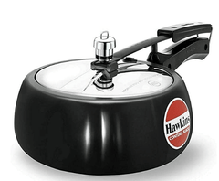 Hawkins Contura Hard Anodised Aluminium Inner Lid Pressure Cooker, 3.5 Litres, Black-1