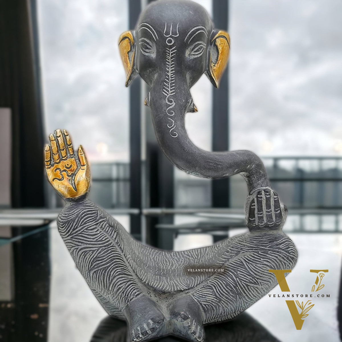 Handcrafted Brass Lord Ganesha Idol - Symbol of Happiness, Knowledge, and Success 8.5 "