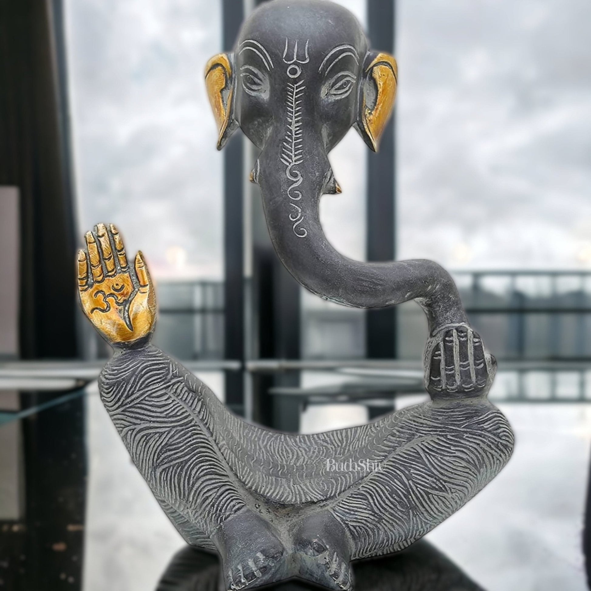 Handcrafted Brass Lord Ganesha Idol - Symbol of Happiness, Knowledge, and Success 8.5 "