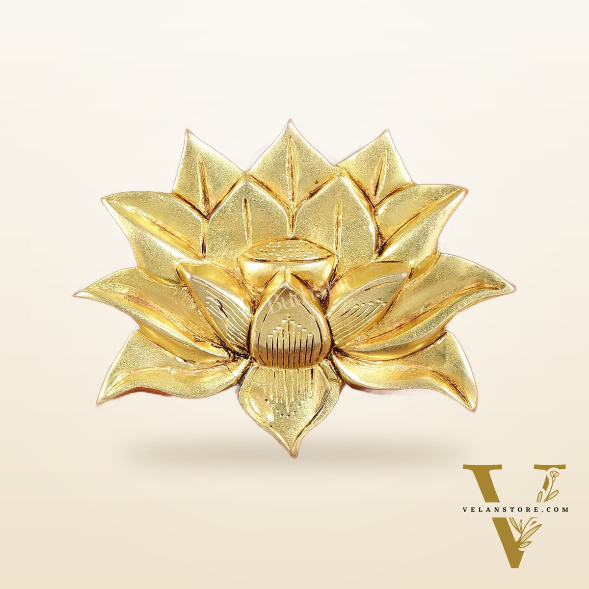 Handcrafted Brass Lotus Wall Hanging – Elegant Home Decor