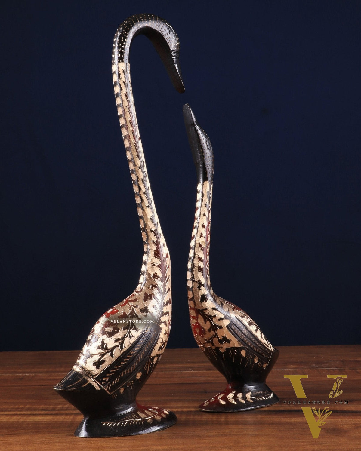Handcrafted Brass Swan Pair – Elegant Chiseled Design | Home & Office Décor
