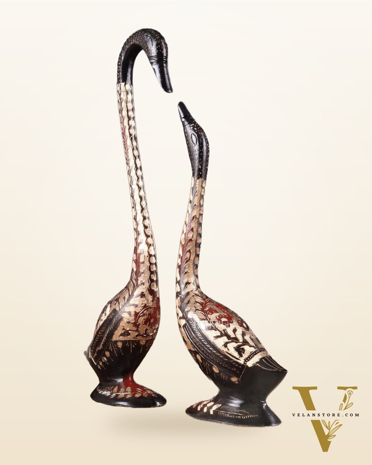 Handcrafted Brass Swan Pair – Elegant Chiseled Design | Home & Office Décor