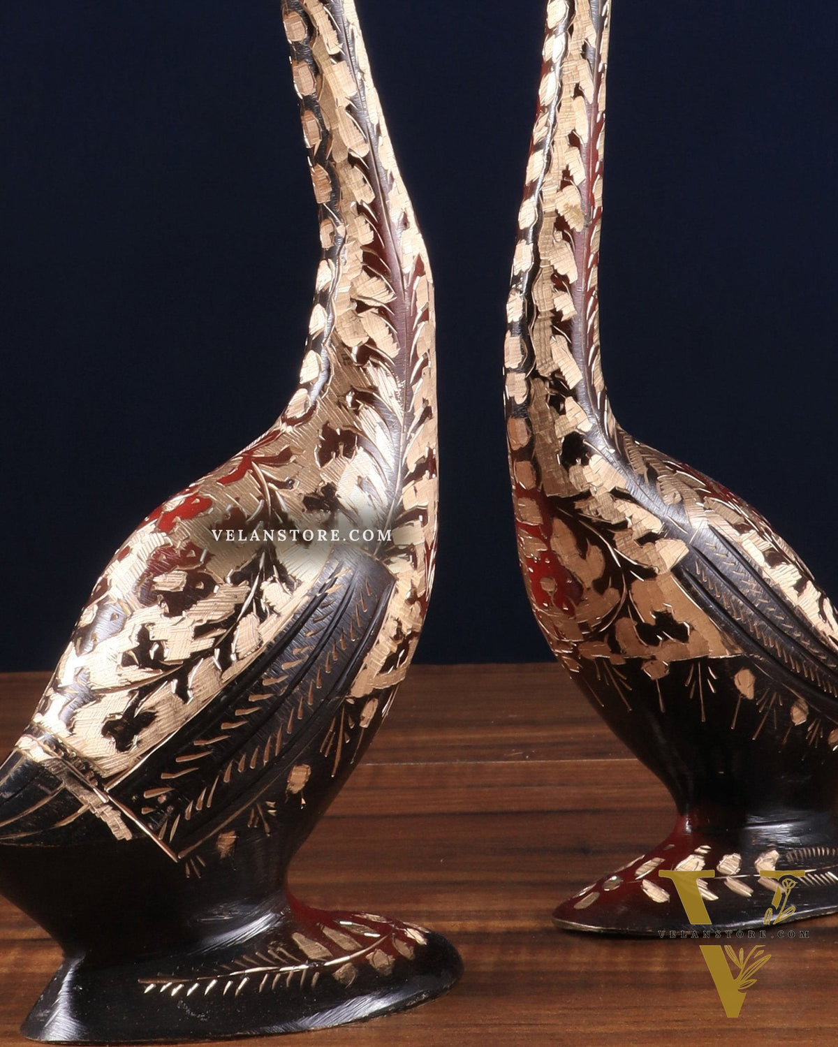 Handcrafted Brass Swan Pair – Elegant Chiseled Design | Home & Office Décor
