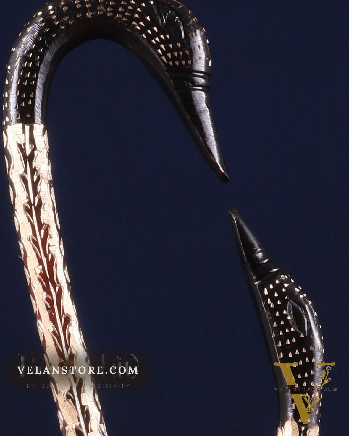 Handcrafted Brass Swan Pair – Elegant Chiseled Design | Home & Office Décor