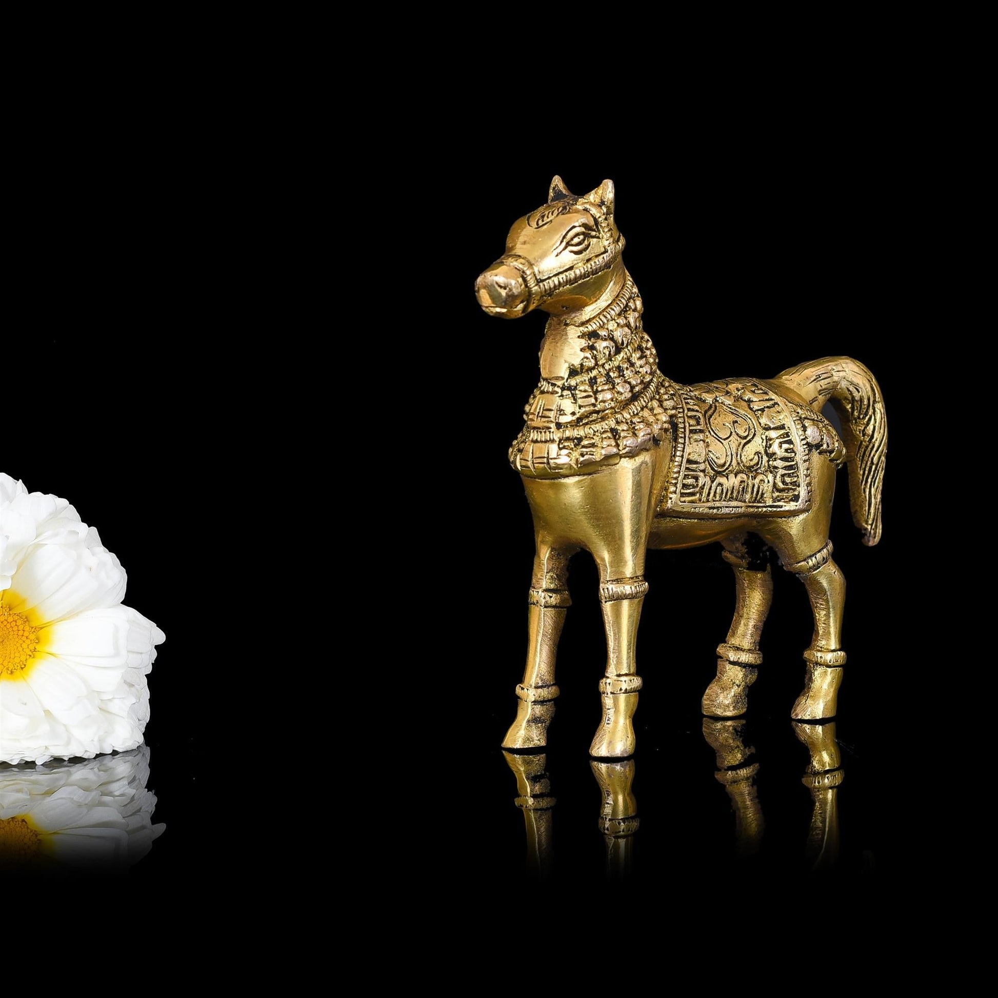 Brass Royal Horse Statue Animal Decor (6 Inch)