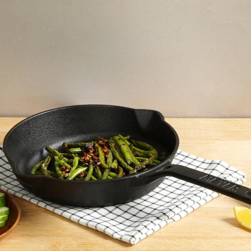 Meyer Pre-Seasoned Cast iron Frypan/Skillet single handle, 22cm