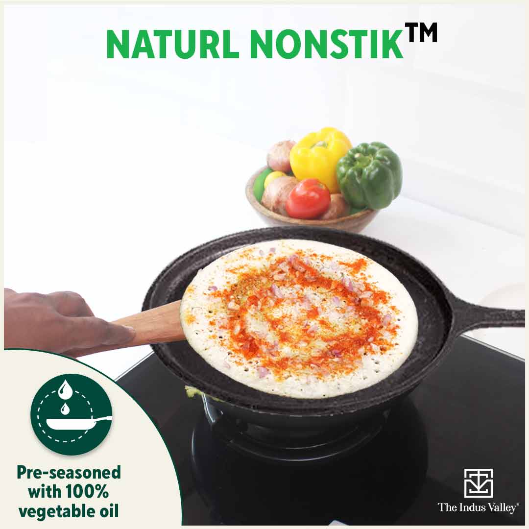 CASTrong Cast Iron Tawa with Handle, Pre-seasoned, 100% Pure, Toxin-free, Induction, 25.7cm, 2kg