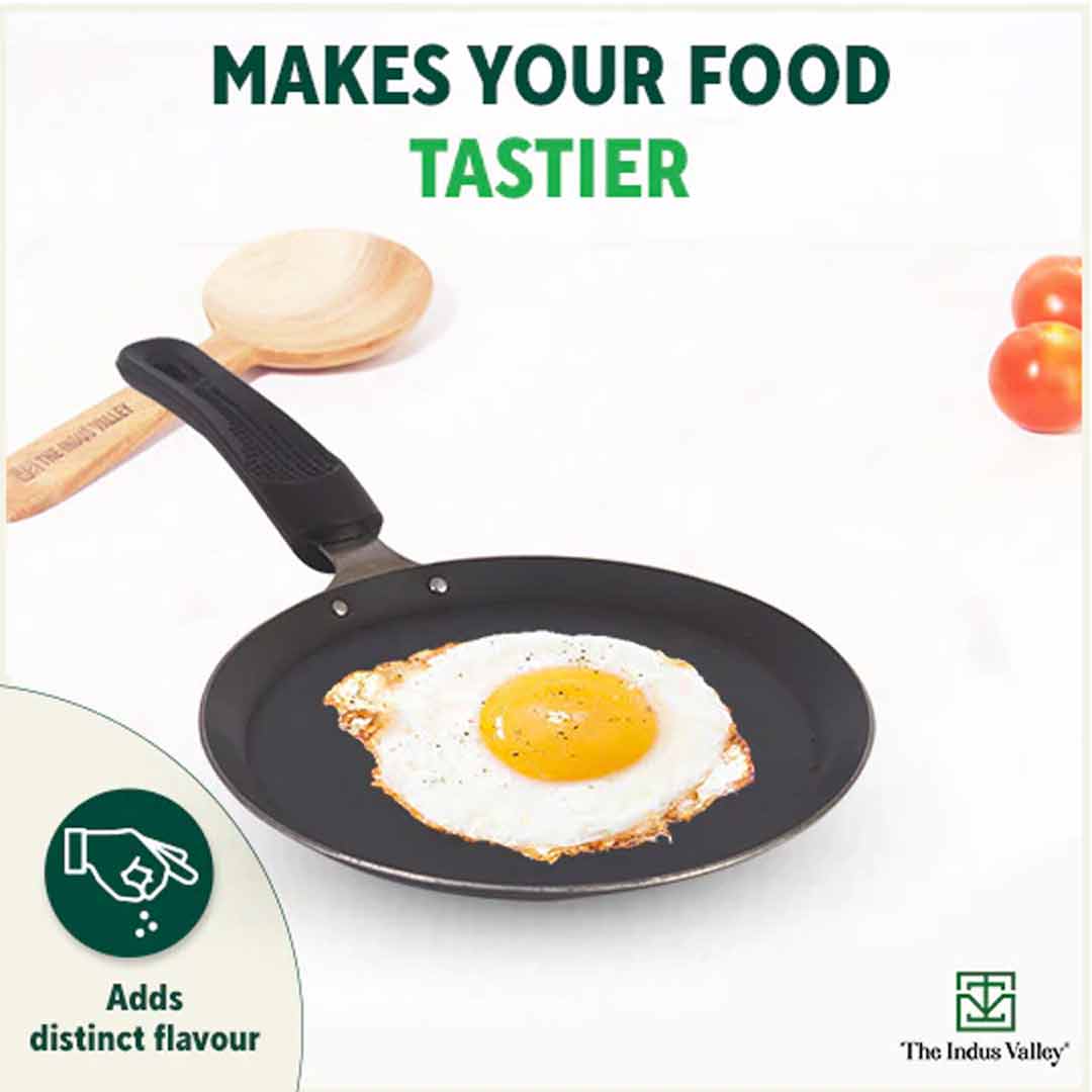 100% Pure Sheet Iron Omelette Tawa with Bakelite Handle, Seasoned, Toxin-free, Induction, 19cm, 0.56kg