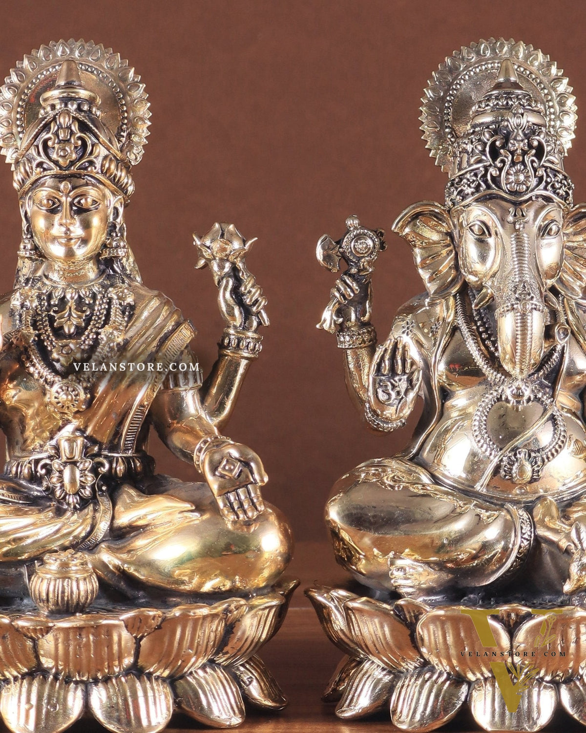 Intricate Brass Ganesha Lakshmi on Lotus – 8.5" x 5.5" x 4.5"