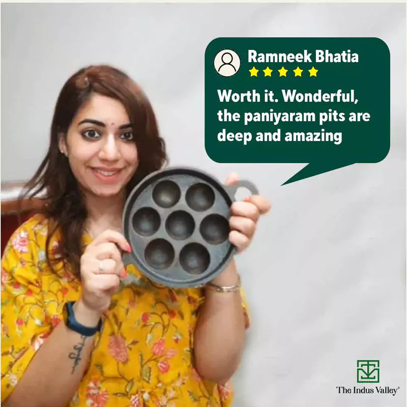 Super Smooth 7 Pit/Cup Cast Iron Paniyaram/Appe Pan+ Free Spatula, Pre-seasoned, Natural Nonstick, 100% Pure, Toxin-free, 18.9cm, 2.26 kg