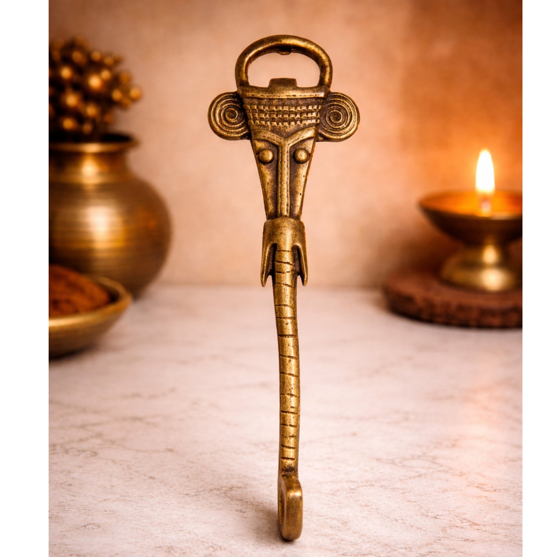 Brass Bottle Opener, Peetal Pittal Hittale Bar Tool, Bastar Handmade Pitala Bar Blade, Vintage Rustic Velli Pittalam Beer Cap Opener, Gold, 7 Inch, 1 Piece