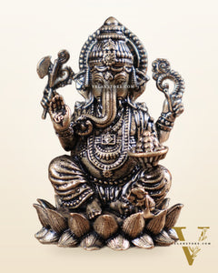 Lord Ganesha idol with Right-Side Trunk