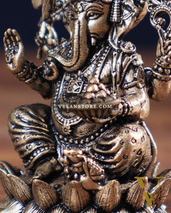 Lord Ganesha idol with Right-Side Trunk