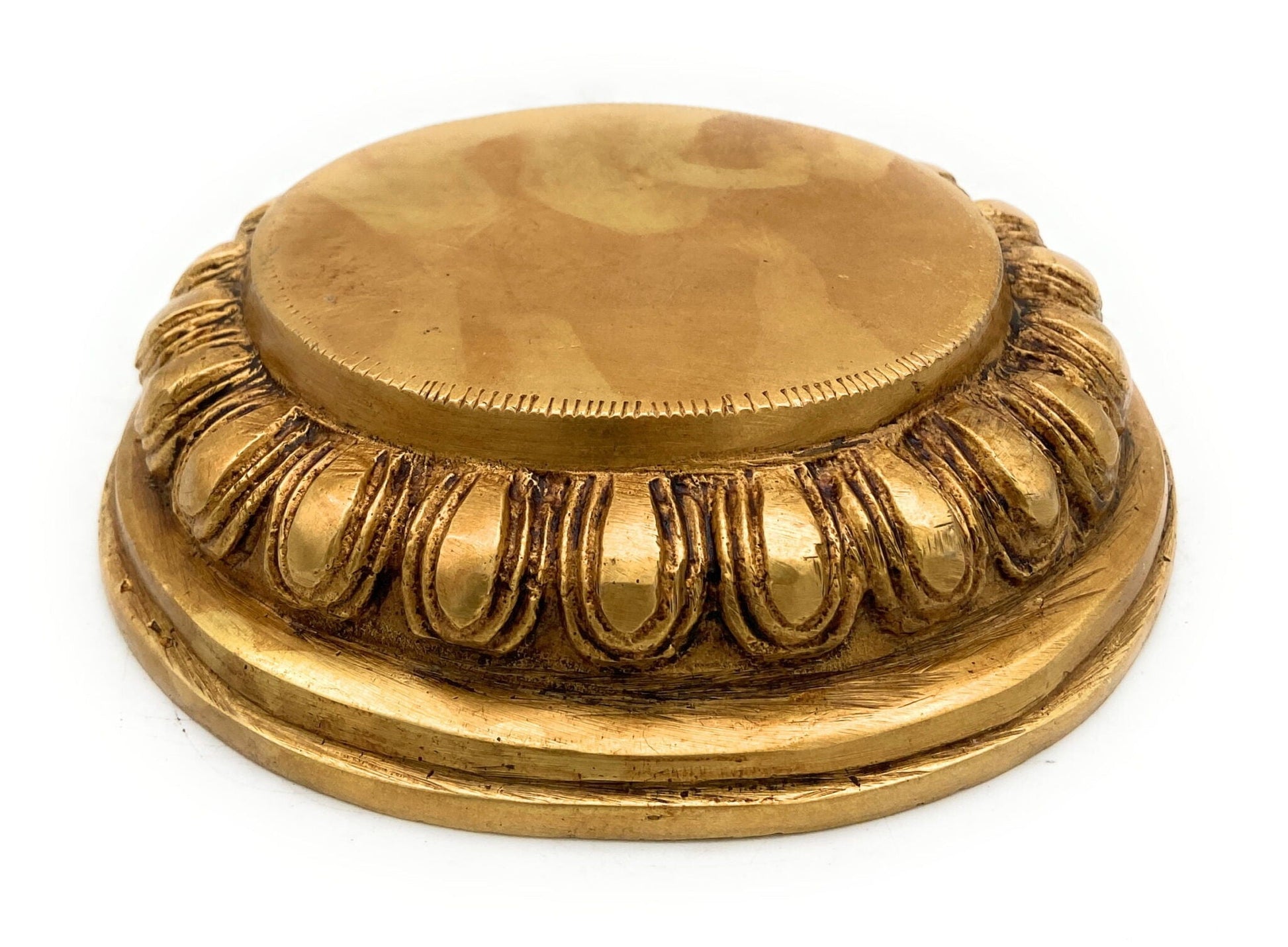 Brass Chowki Bajot Peetha Aasan for Pooja, Handmade Singhasan Stand for Kalash, Deity, Idols, Traditional Mandir Pedestal Platform for Temple & Home Decor, Gold, 1.5 Inch, 1 Piece