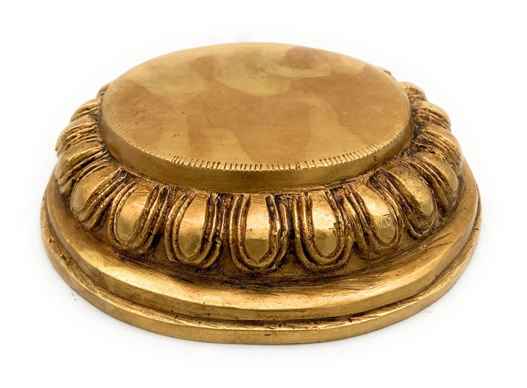 Brass Chowki Bajot Peetha Aasan for Pooja, Handmade Singhasan Stand for Kalash, Deity, Idols, Traditional Mandir Pedestal Platform for Temple & Home Decor, Gold, 1.5 Inch, 1 Piece