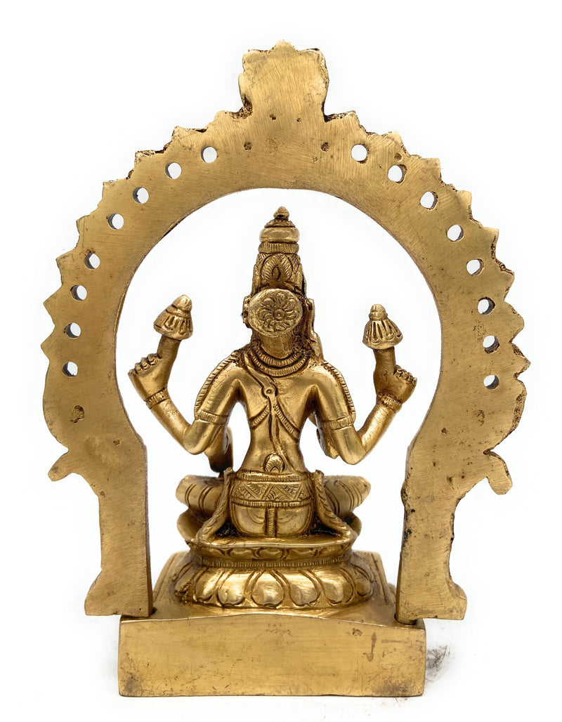Brass Maha Lakshmi Idol with Prabhavali – Handcrafted Pooja Statue, 7.5 Inch