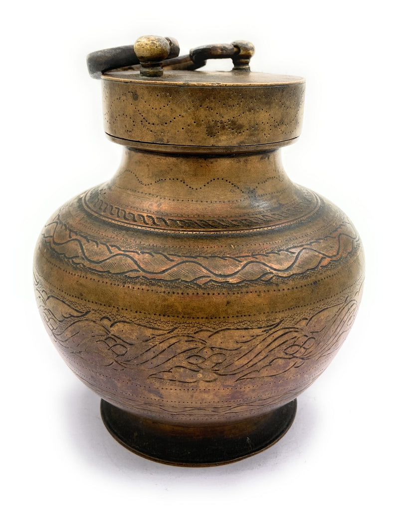 Bhunes Brass Antique Kamandal | Stoup | Gangajali With 1 Litre Capacity,Gold, 7.5 Inch, 1 Piece