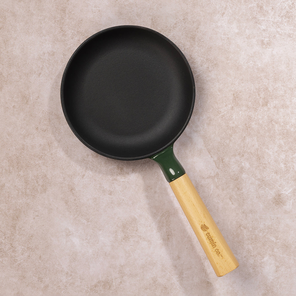 No. 6 Enamel Cast Iron Pan (16cm)