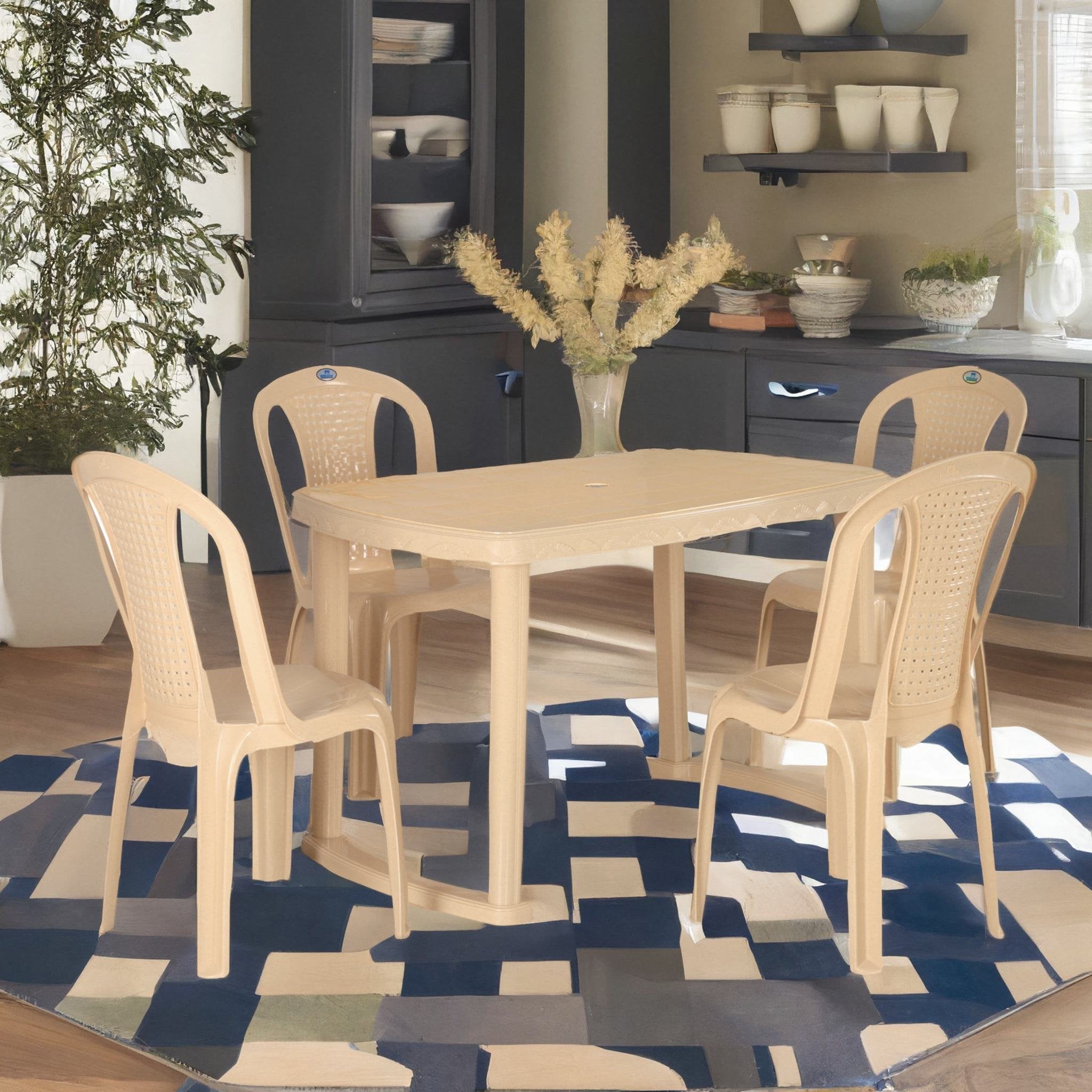 Nilkamal Shahenshah 4 Seater Dining Set