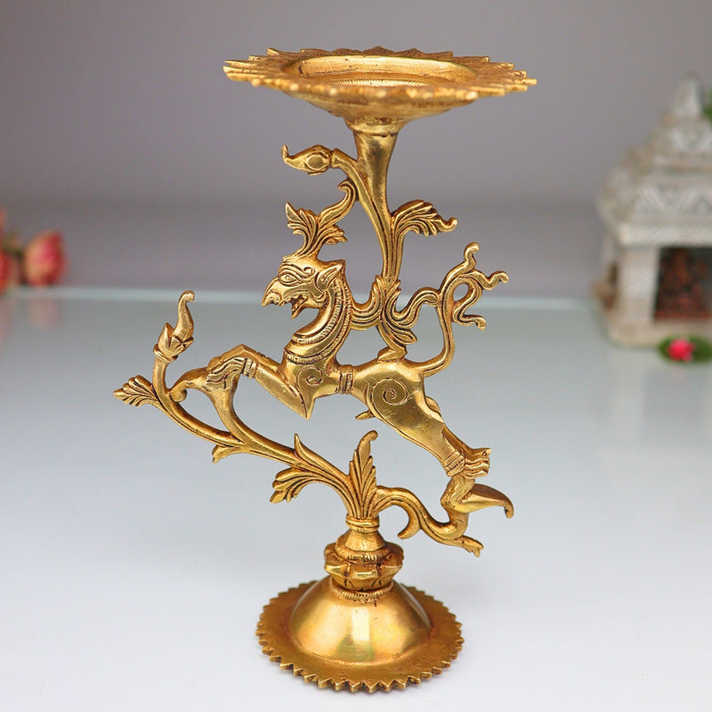 Brass Yali Stand Peetha, Vyala Lion Singhasan Chowki, Traditional Peetal Pittal Yali Pooja Pedestal, Dravidian Temple Yali Idol Base for Mandir Decor, Gold, 9.5 Inch, 1 Piece