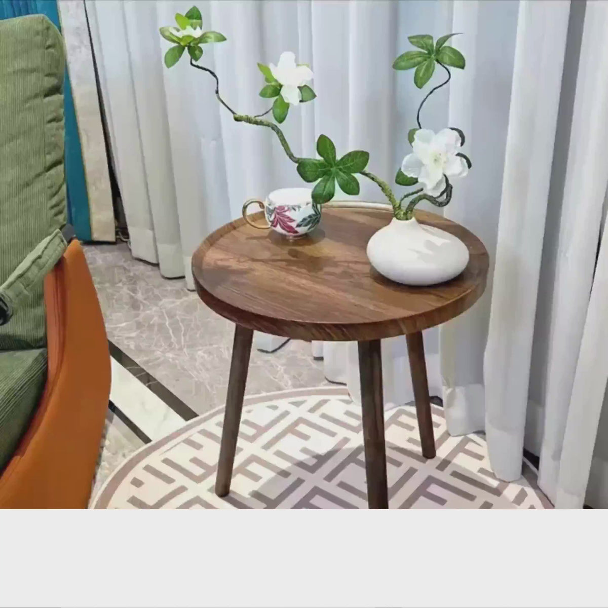 Round Wooden Side Table – Compact, Stylish & Durable