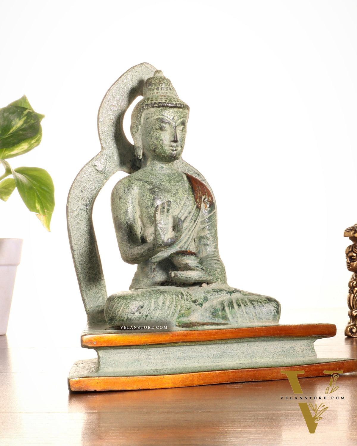 Pure Brass Buddha Statue – Sand Finish Patina 7.7"