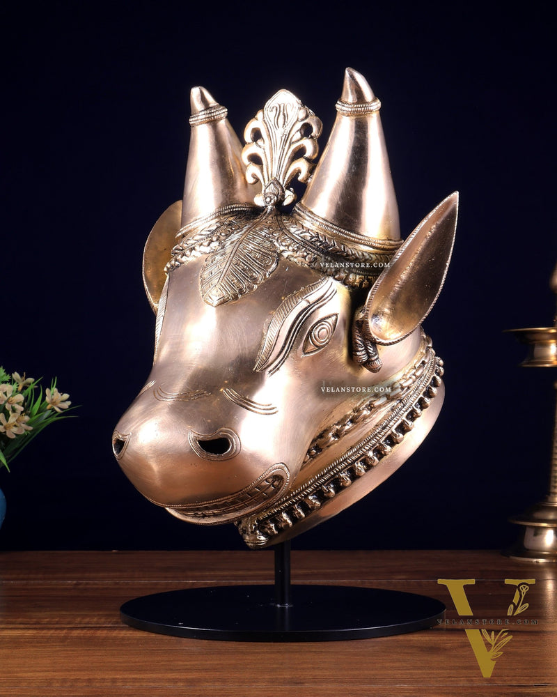 Pure Brass Bull Head Artefact – Table Décor
