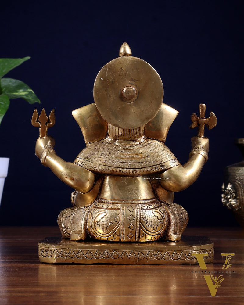 Pure Brass Dagduseth Ganapati Idol – 7 Inch