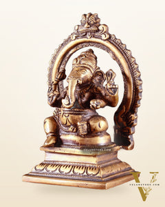 Pure Brass Dakshina Mukhi Ganesha Idol – Right Side Trunk 5" Burnt brass tone