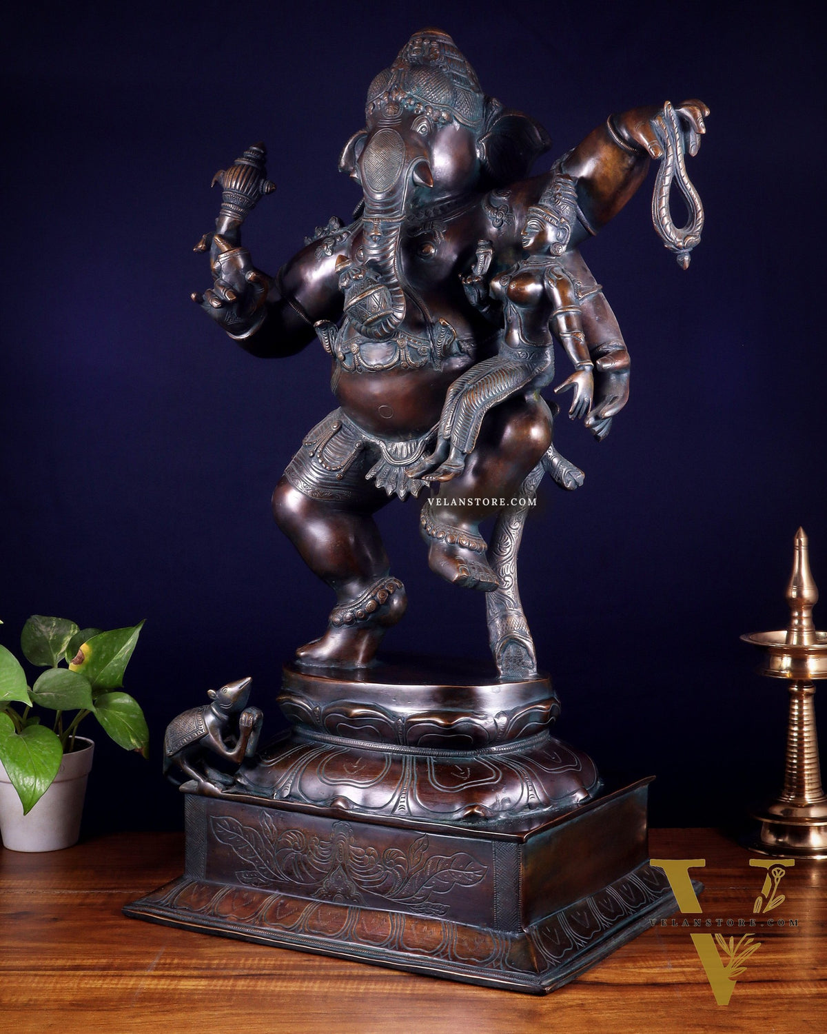 Pure Brass Dancing Ganesha with Siddhi on Lap – Maha Ganapati Chola Style Sculpture 29"