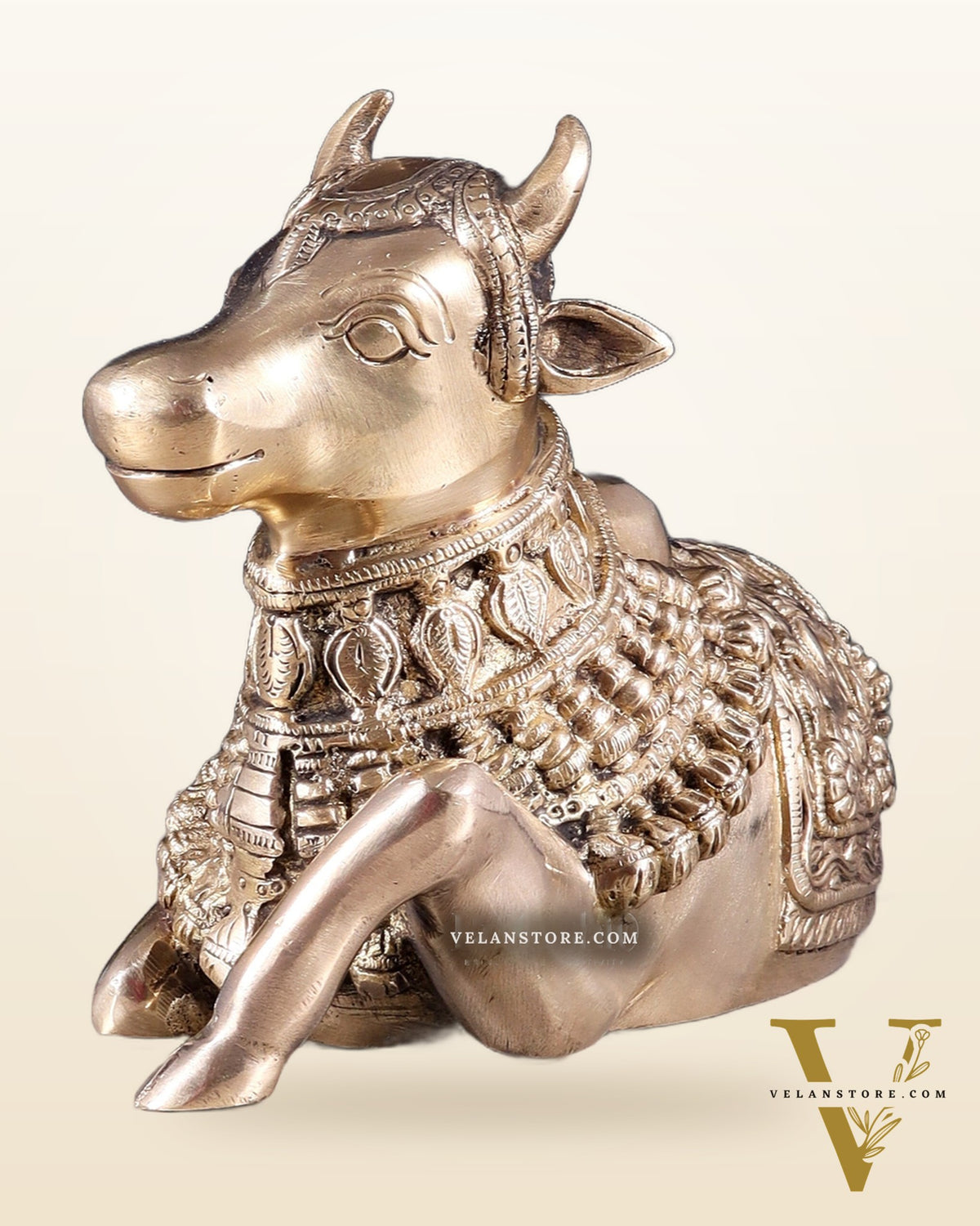 Pure Brass Engraved Nandi Statue – 10" Glossy